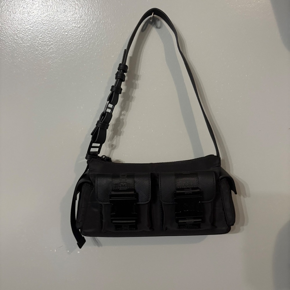 NWT Steve Madden Black Utility Shoulder Bag Buckle‎ Accent Y2K Purse